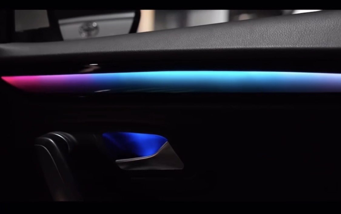 Car Accessories Light - ไฟตกแต่งภายในรถยนต์รุ่น Overseas Version ชุดแต่งบรรยากาศ Symphony สำหรับรถซีดานขนาดกลาง