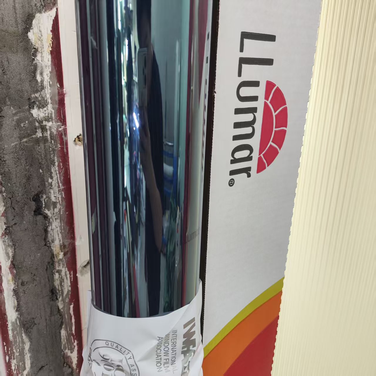ฟิล์มกรองแสง LLumar รุ่นพรีเมี - Tinted Window Film บทวิจารณ์และราคา